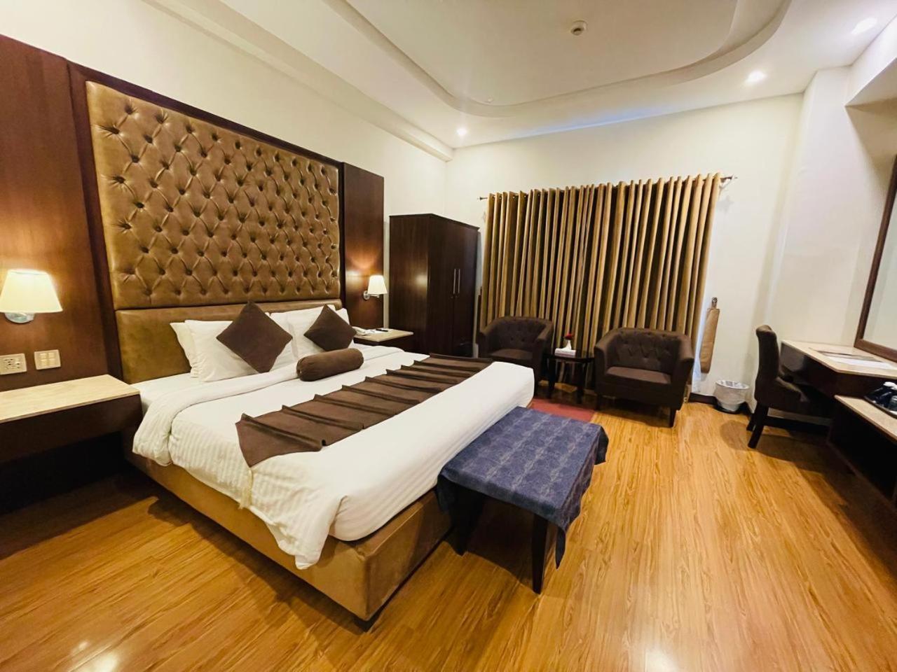 Legend Hotel Islamabad Buitenkant foto